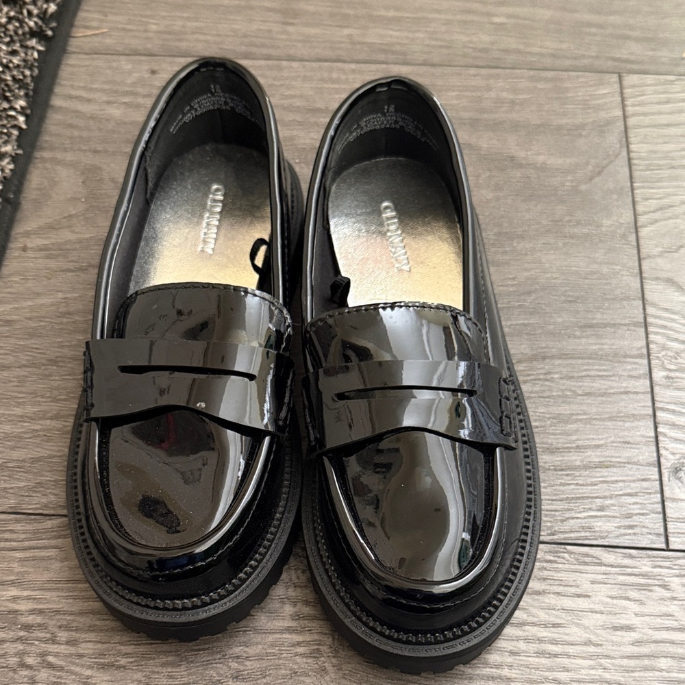 Old Navy Shiny Black Loafers